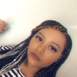 Meet your Posher, Armanda